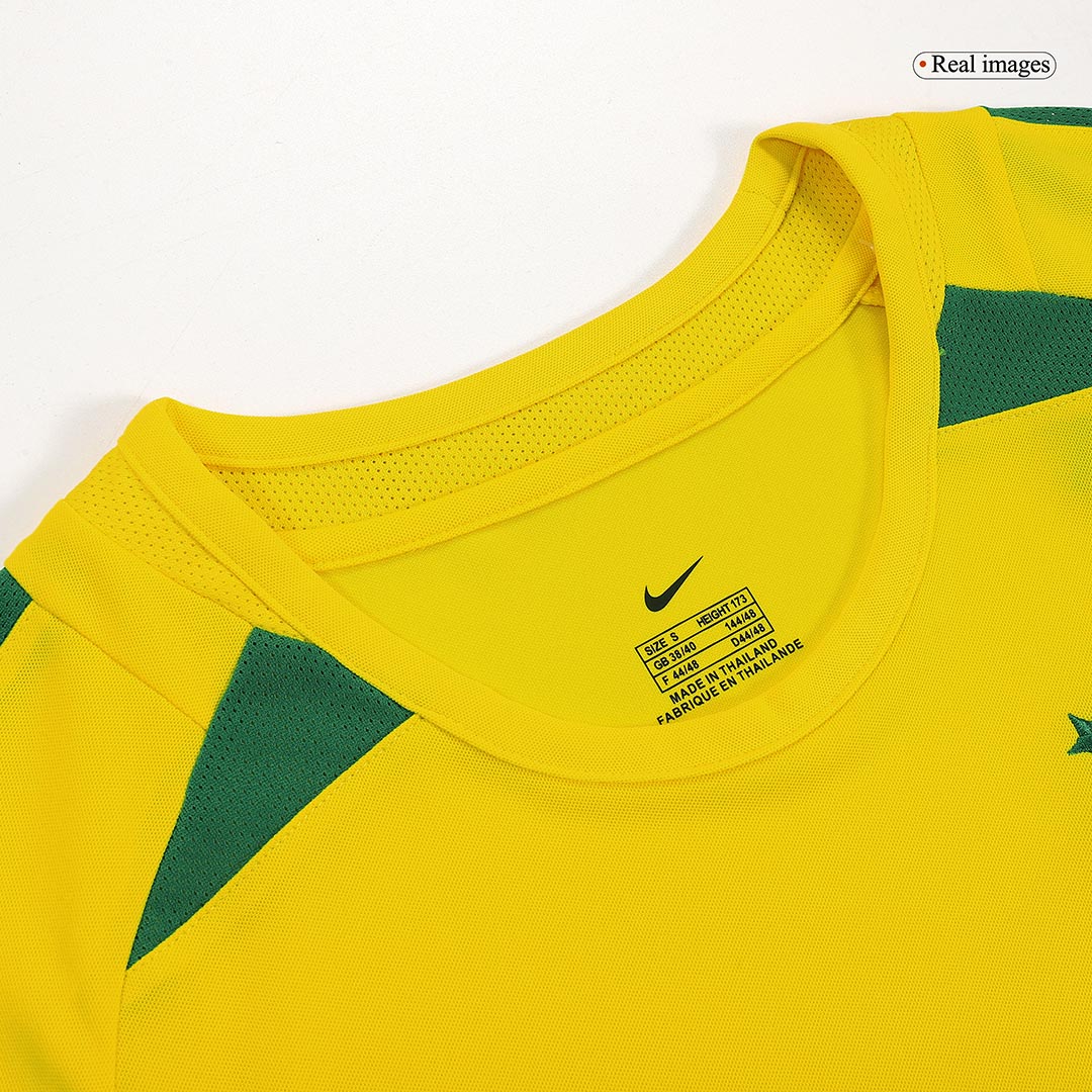 Brazil RONALDINHO #11 Home Retro Soccer Jersey 2002/03